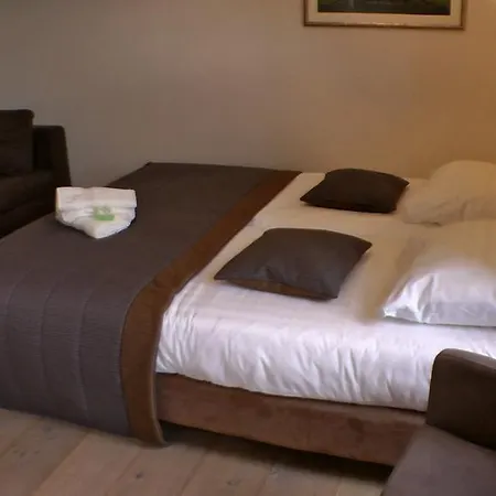 Hoeve Chapeau Katwoude